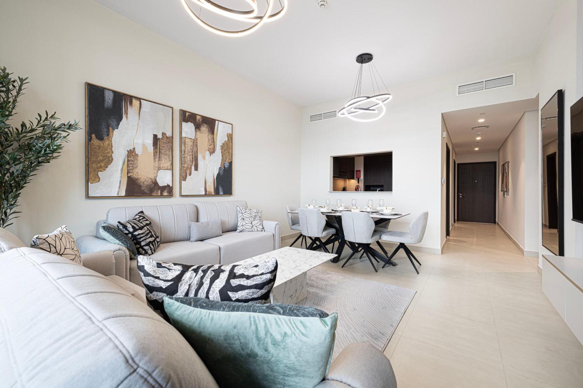 Stunning Burj Views New Luxe 2br Mall Access * Dubaï